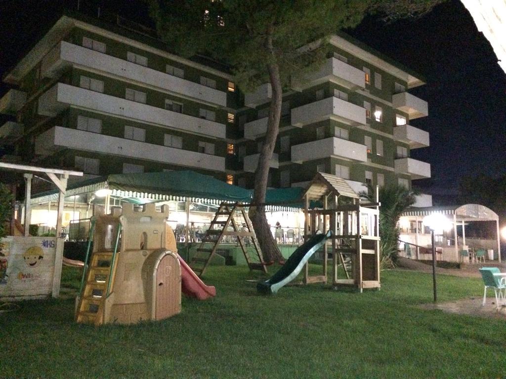 ג'וליאנובה Hotel Smeraldo מראה חיצוני תמונה
