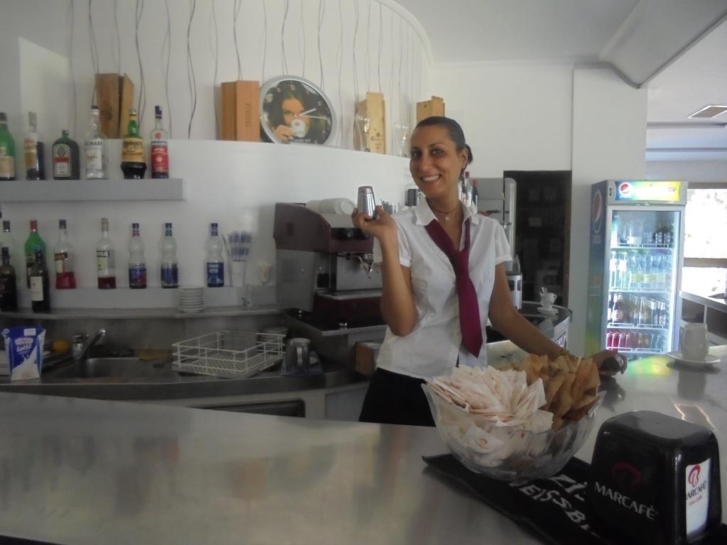 ג'וליאנובה Hotel Smeraldo מראה חיצוני תמונה