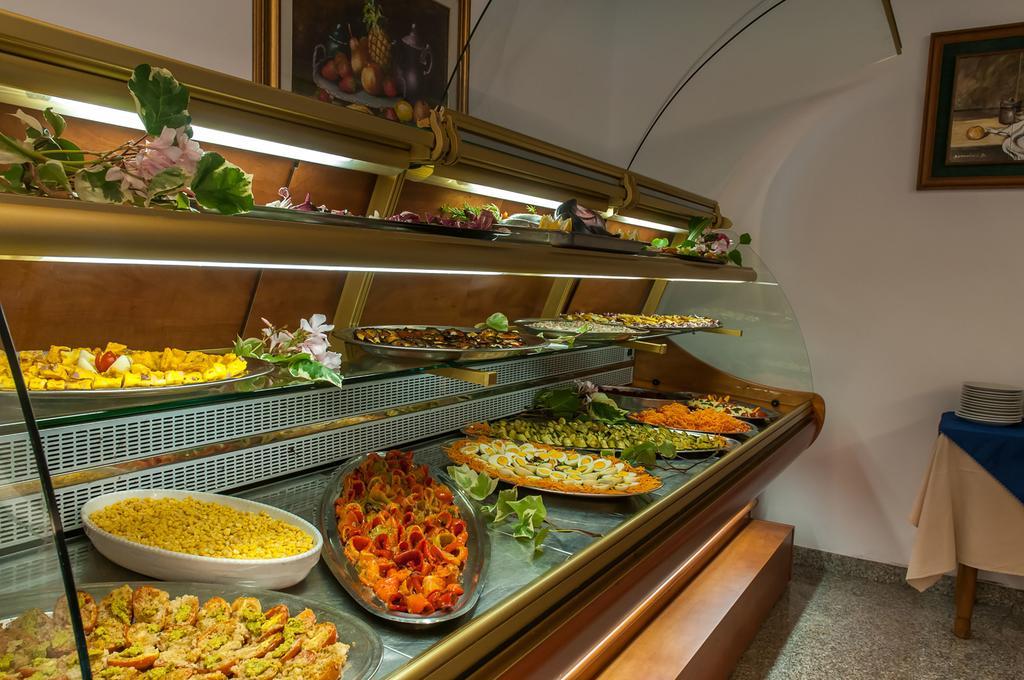 ג'וליאנובה Hotel Smeraldo מראה חיצוני תמונה