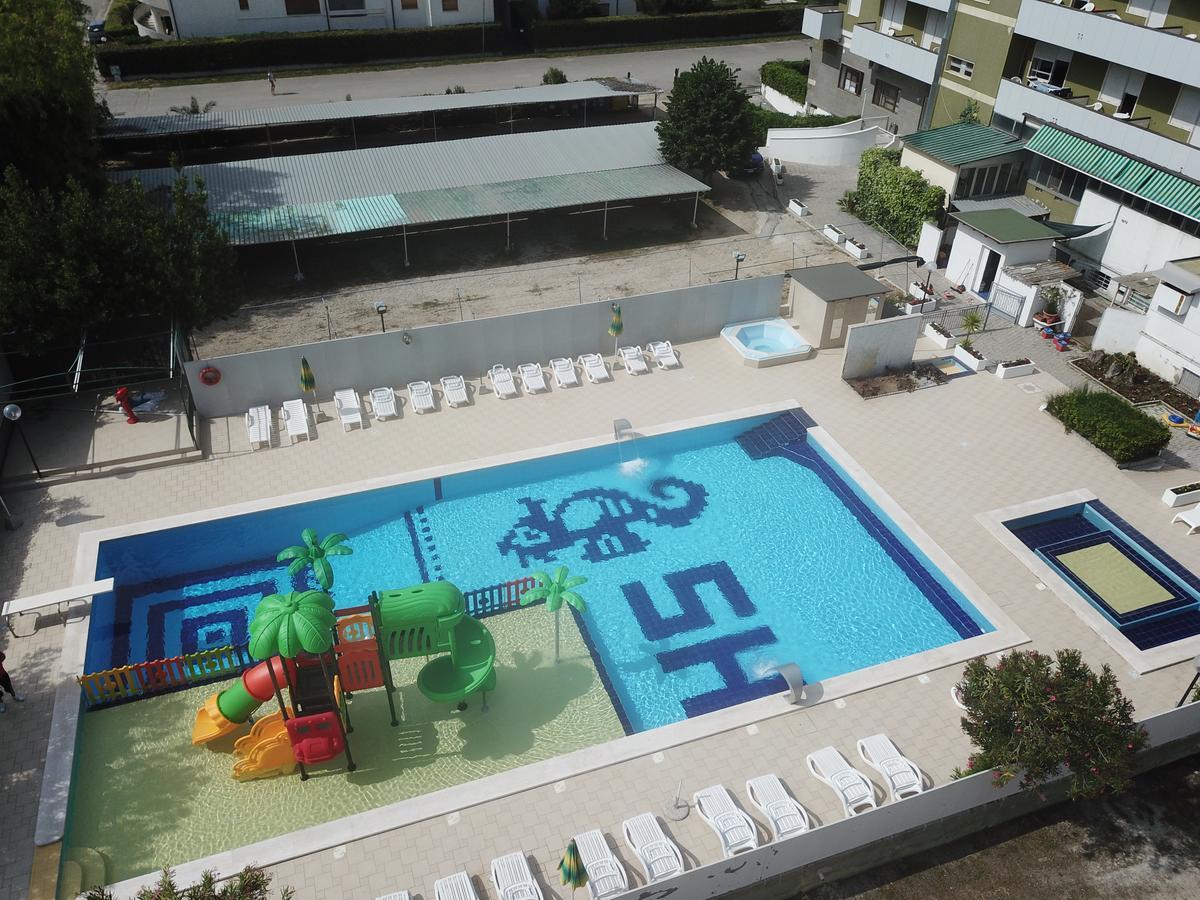 ג'וליאנובה Hotel Smeraldo מראה חיצוני תמונה
